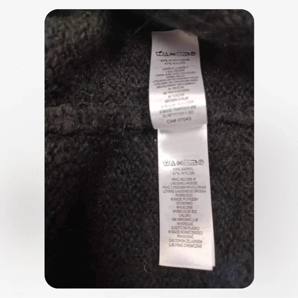 Tahari Black Zip  Up Sweater Size Large - Picture 7 of 8